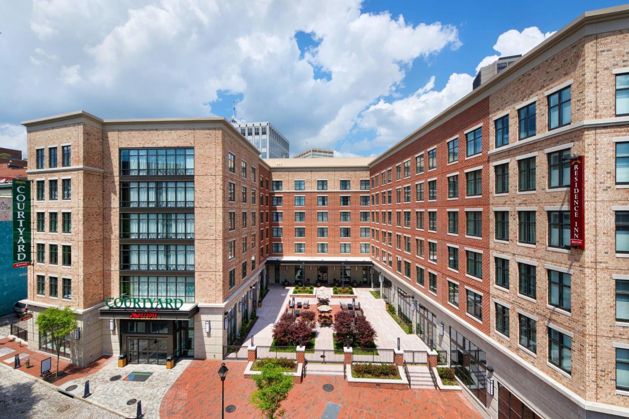 Hotel Courtyard By Marriott Richmond Downtown Esterno foto