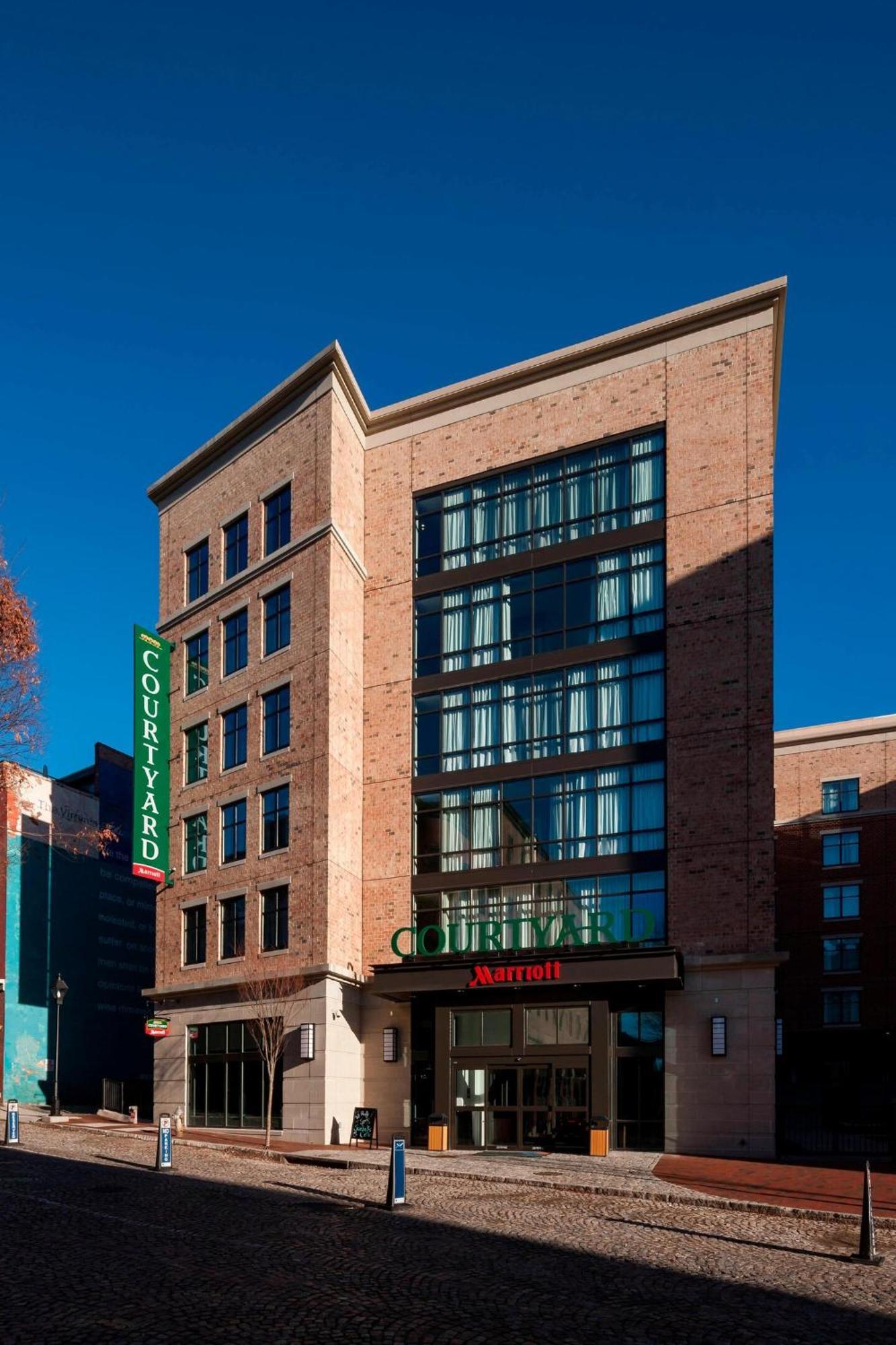 Hotel Courtyard By Marriott Richmond Downtown Esterno foto